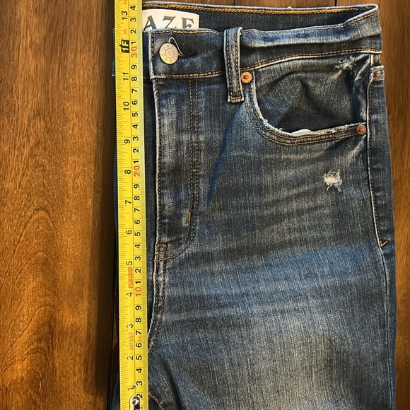 Daze crop-boot raw hem highrise shy girl jeans! - Picture 9 of 9